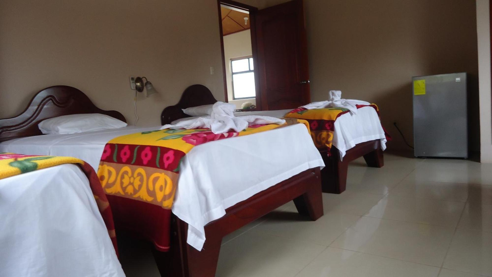 Casa Los Delfines Hotel Puerto Villamil Ngoại thất bức ảnh